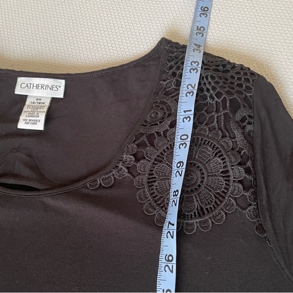 Catherines Black Long Sleeve Tunic Dress with Lace Detail Size 14/16W - Picture 8 of 9